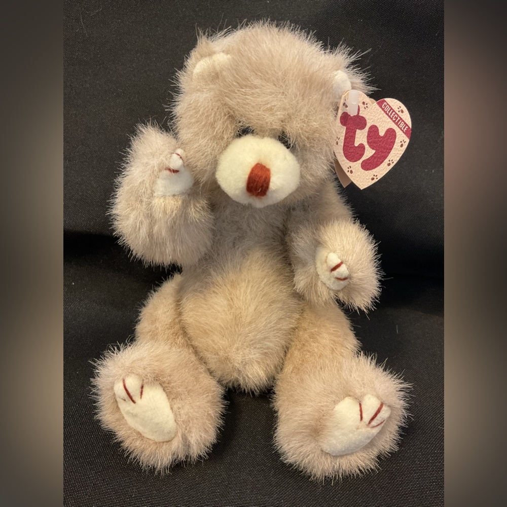 Ty Dickens stuffed 🐻 bear